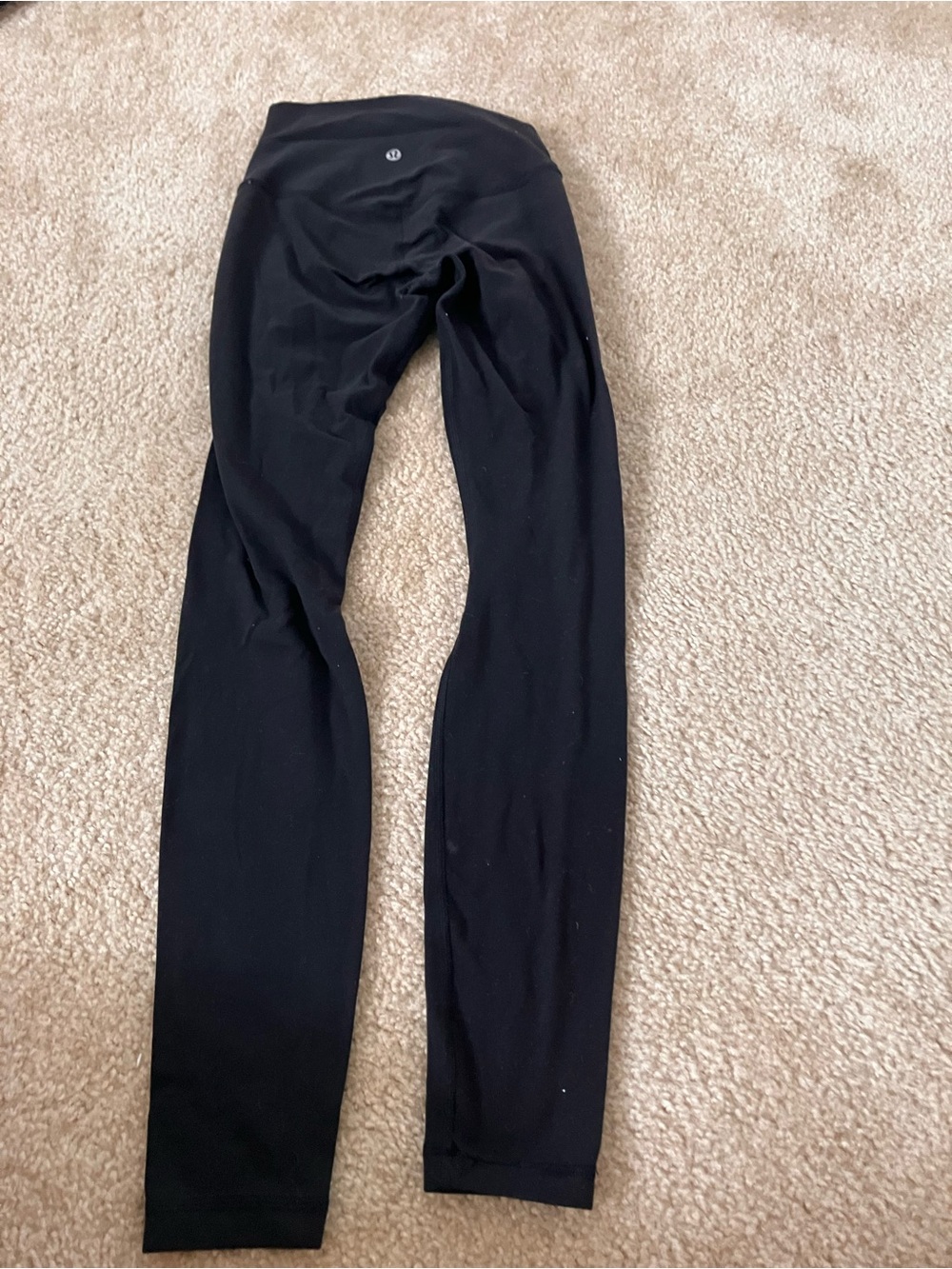 Lululemon womens Black Athletic Leggings Sz 2